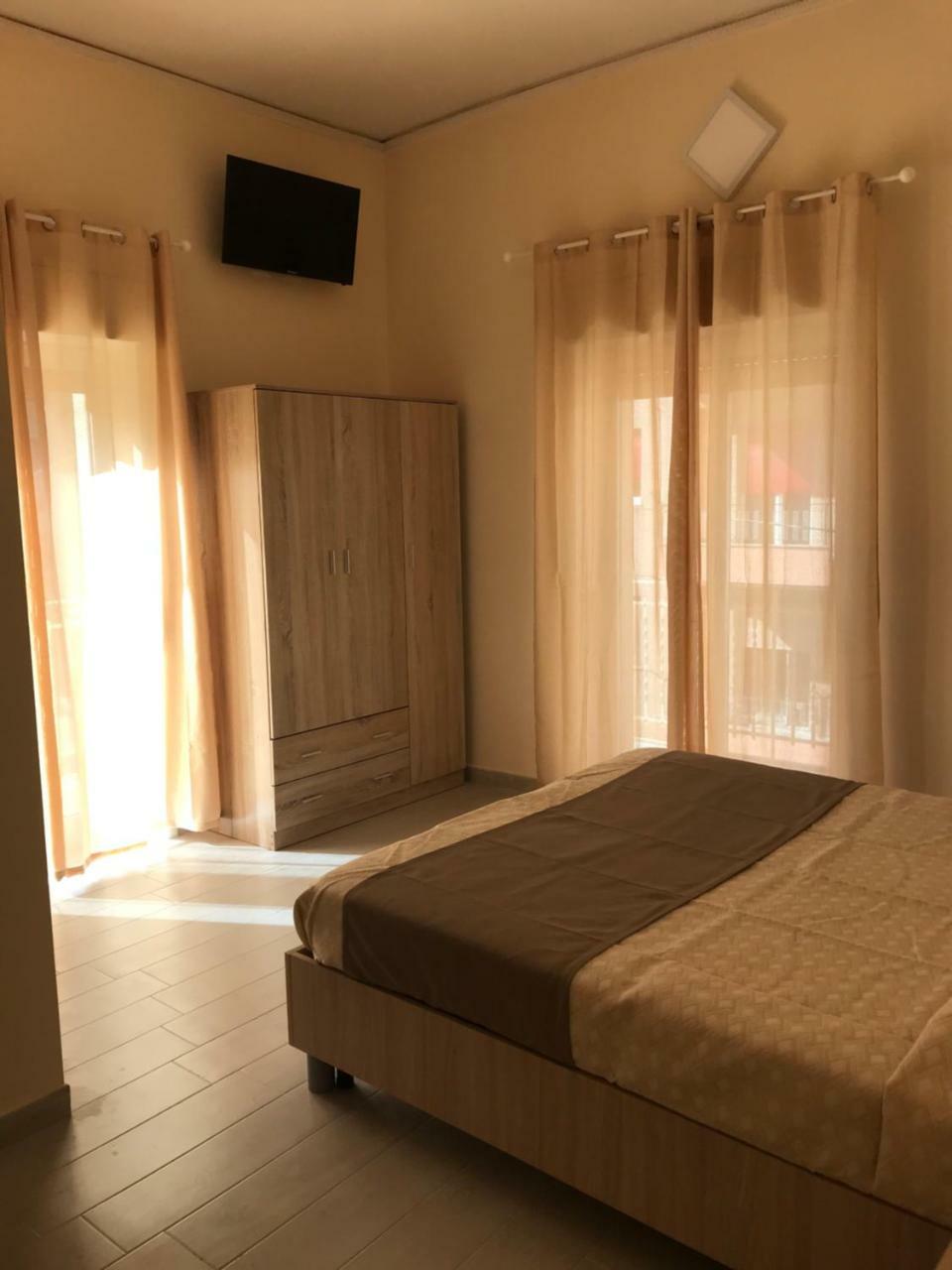 B&B Trieste Кальтаниссетта Экстерьер фото